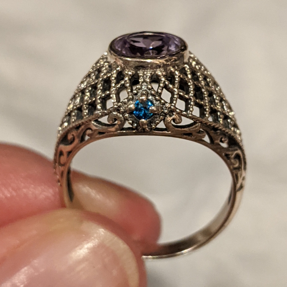 Amethyst & Blue Topaz .925 Silver Ring, size 8 - Picture 8 of 16